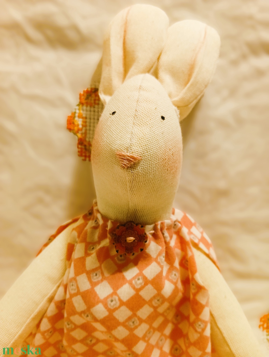 Viola nyuszi - kézzel készült, Waldorf ihletésű textilfigura - játék & sport - plüssállat & játékfigura - más figura - Meska.hu