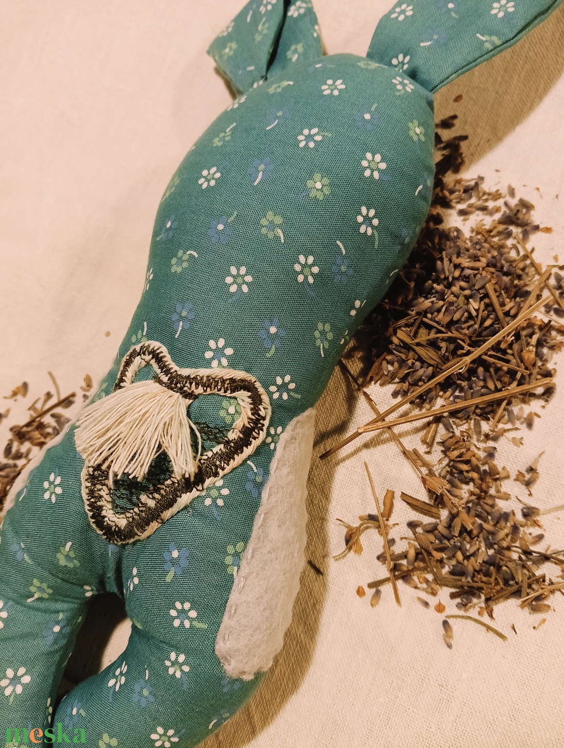 Nyuginyuszi - levendulával töltött textil állatka - baba - mama - baba játékok - waldorf játékok - Meska.hu