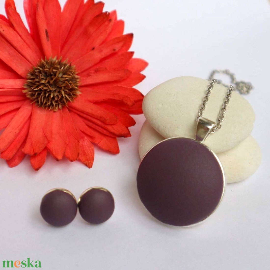 Ibolya lila fülbevaló és nyaklánc szett - ékszer - ékszerszett - Meska.hu