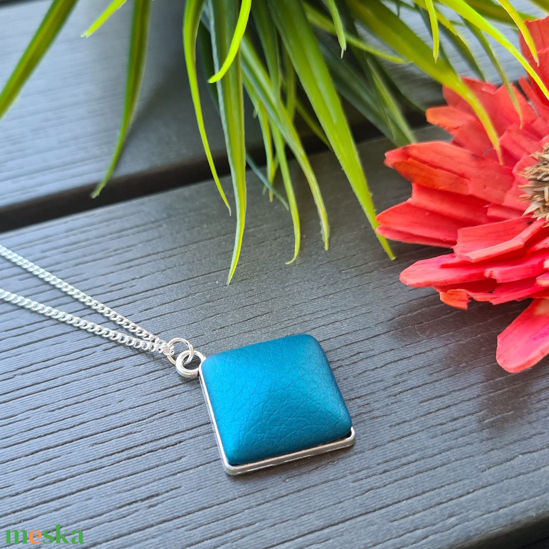 Metál türkiz - ezüst négyzet nyaklánc - ékszer - nyaklánc - medálos nyaklánc - Meska.hu