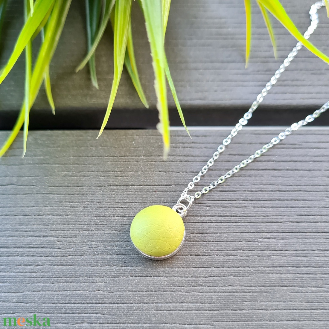 Lime - ezüst MINI medálos nyaklánc - ékszer - nyaklánc - medálos nyaklánc - Meska.hu Lime - ezüst MINI medálos nyaklánc - ékszer - nyaklánc - medálos nyaklánc - Meska.hu