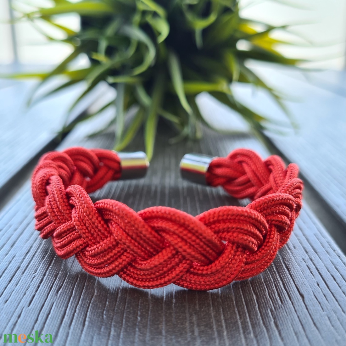 Pipacs piros fonott paracord karkötő - ékszer - karkötő - fonott karkötő - Meska.hu Pipacs piros fonott paracord karkötő - ékszer - karkötő - fonott karkötő - Meska.hu