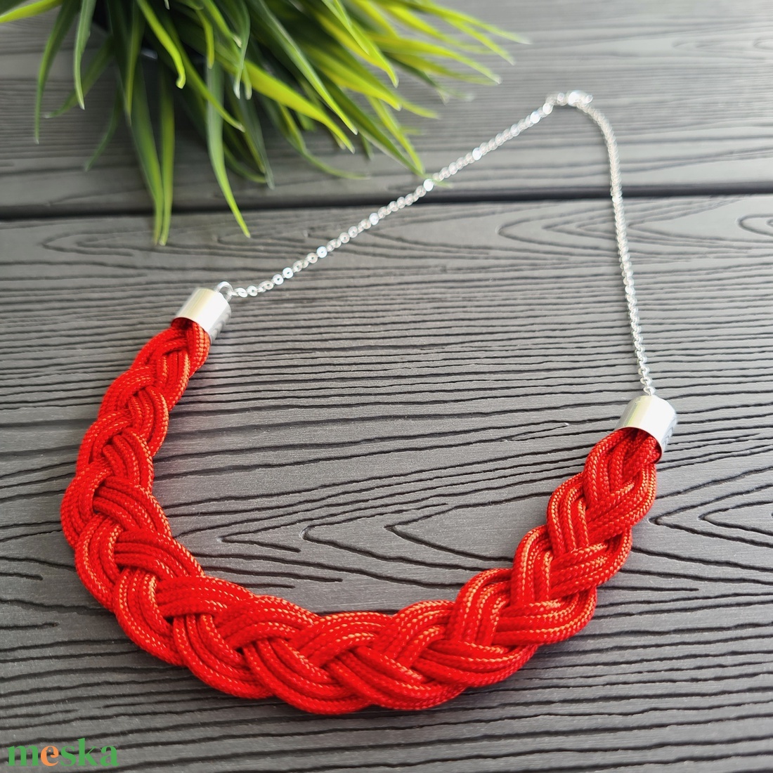 Pipacs piros fonott paracord nyaklánc lánccal - ékszer - nyaklánc - medál nélküli nyaklánc - Meska.hu Pipacs piros fonott paracord nyaklánc lánccal - ékszer - nyaklánc - medál nélküli nyaklánc - Meska.hu