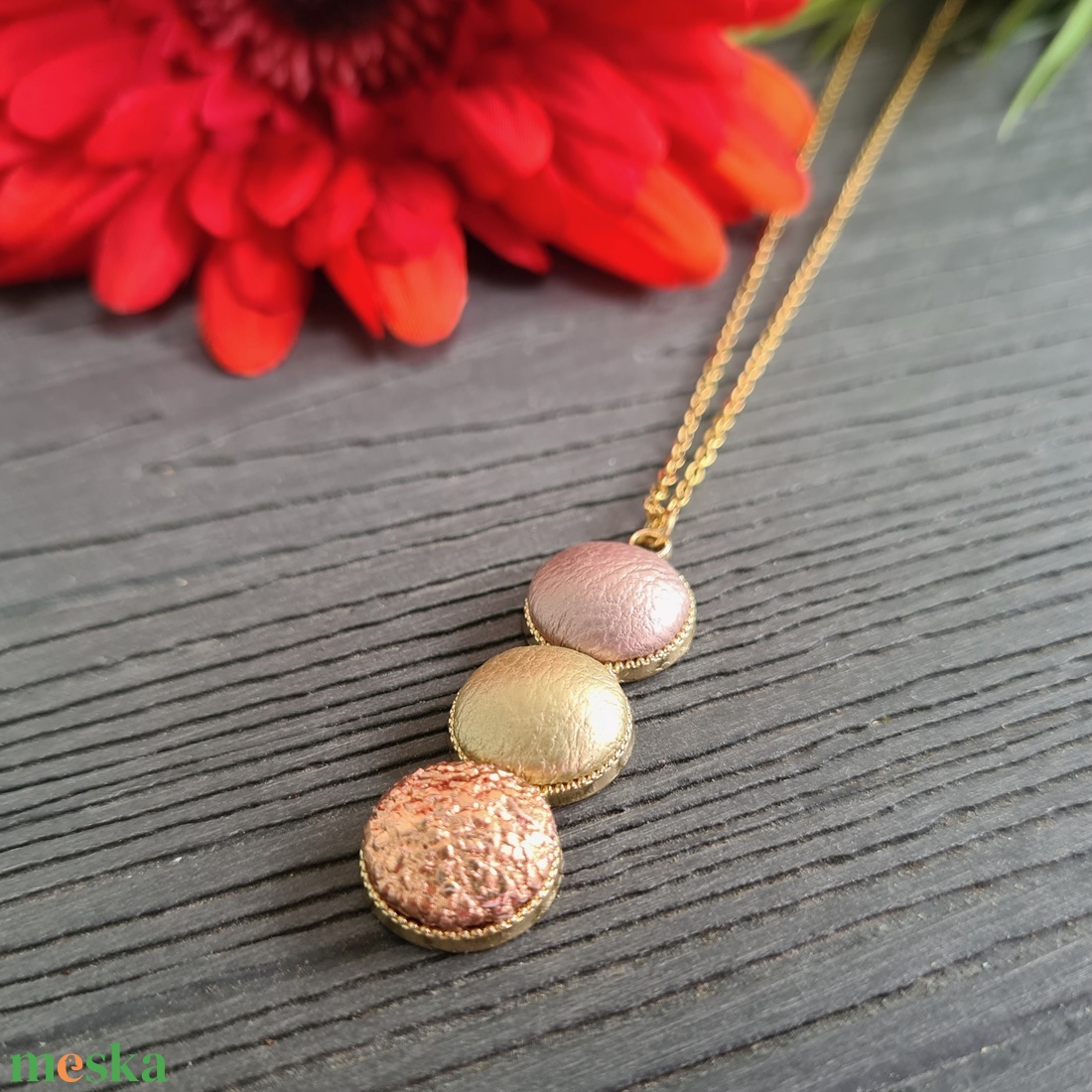 Metál púder - fényes arany - rosegold pötty nyaklánc - ékszer - nyaklánc - medálos nyaklánc - Meska.hu Metál púder - fényes arany - rosegold pötty nyaklánc - ékszer - nyaklánc - medálos nyaklánc - Meska.hu
