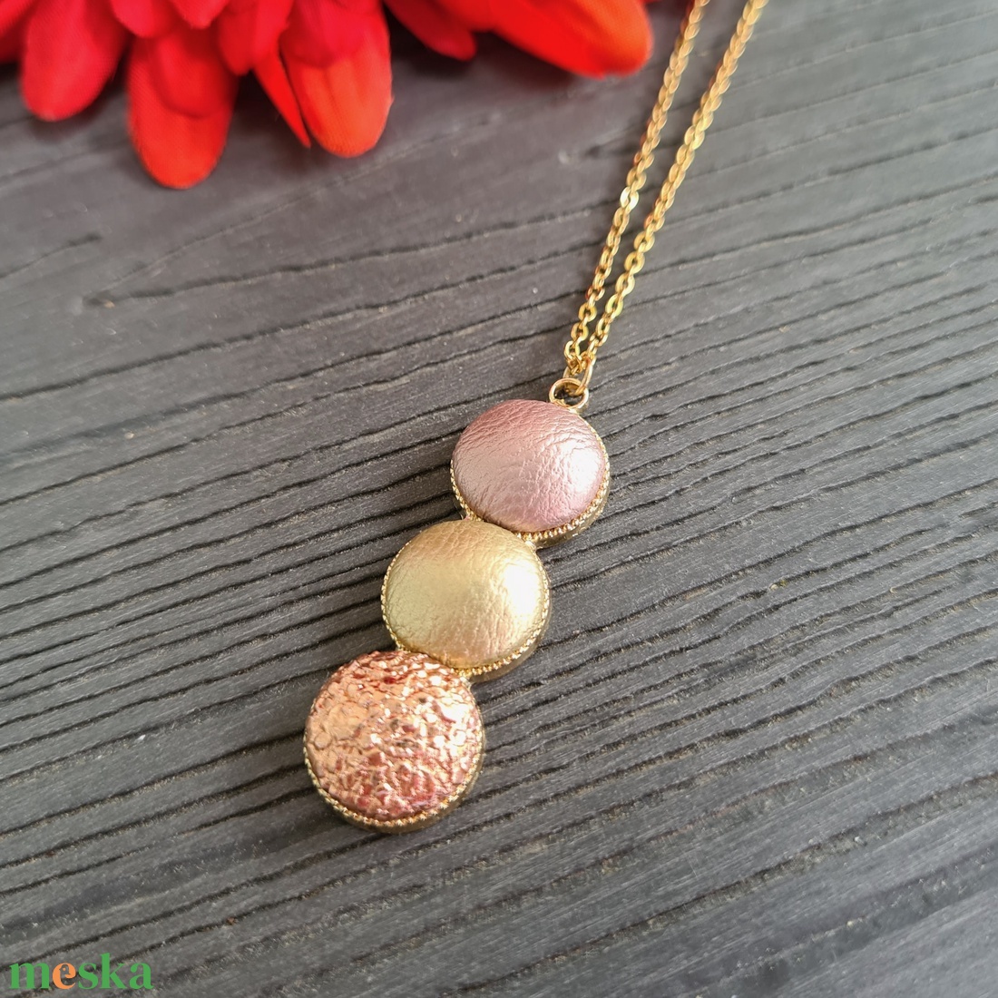 Metál púder - fényes arany - rosegold pötty nyaklánc - ékszer - nyaklánc - medálos nyaklánc - Meska.hu Metál púder - fényes arany - rosegold pötty nyaklánc - ékszer - nyaklánc - medálos nyaklánc - Meska.hu