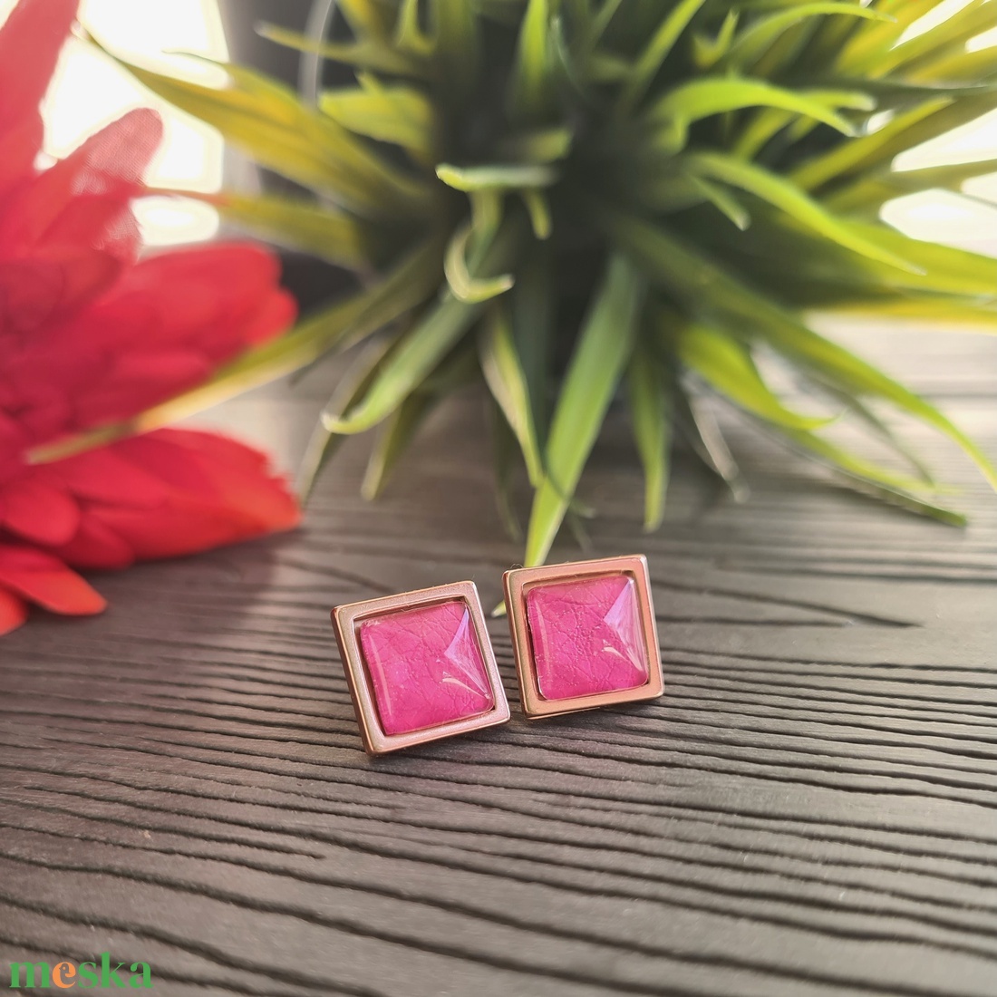 Metál pink - rosegold nemesacél négyzet fülbevaló - ékszer - fülbevaló - pötty fülbevaló - Meska.hu Metál pink - rosegold nemesacél négyzet fülbevaló - ékszer - fülbevaló - pötty fülbevaló - Meska.hu