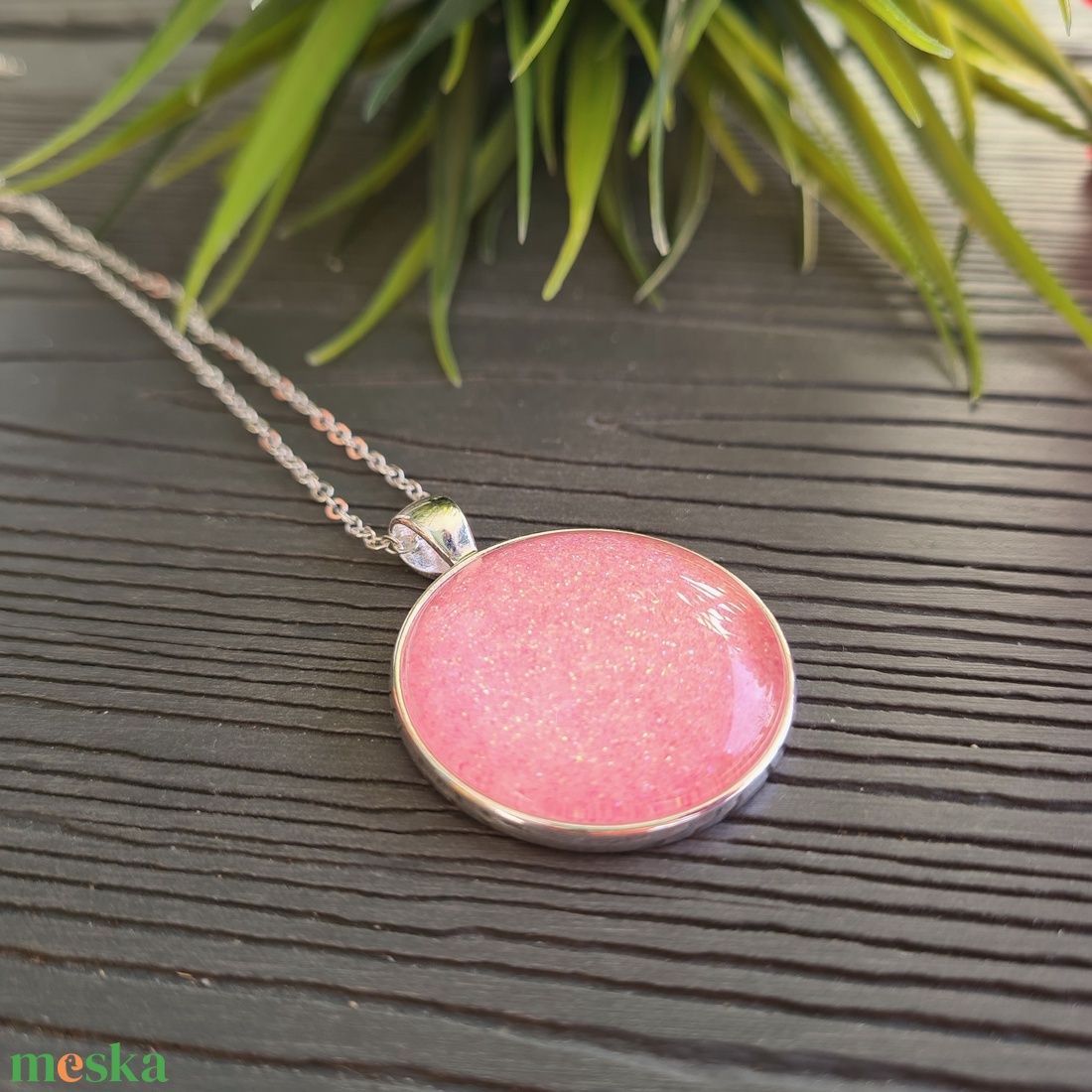 Csillogó pink - ezüst nikkelmentes nyaklánc - ékszer - nyaklánc - medálos nyaklánc - Meska.hu Csillogó pink - ezüst nikkelmentes nyaklánc - ékszer - nyaklánc - medálos nyaklánc - Meska.hu