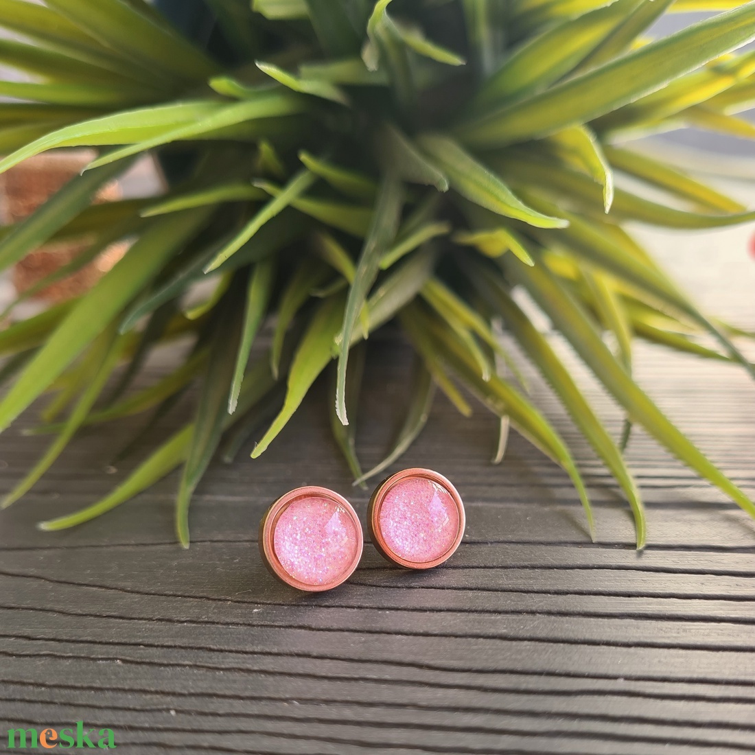 Csillogó pink - rosegold nemesacél fülbevaló - ékszer - fülbevaló - pötty fülbevaló - Meska.hu Csillogó pink - rosegold nemesacél fülbevaló - ékszer - fülbevaló - pötty fülbevaló - Meska.hu