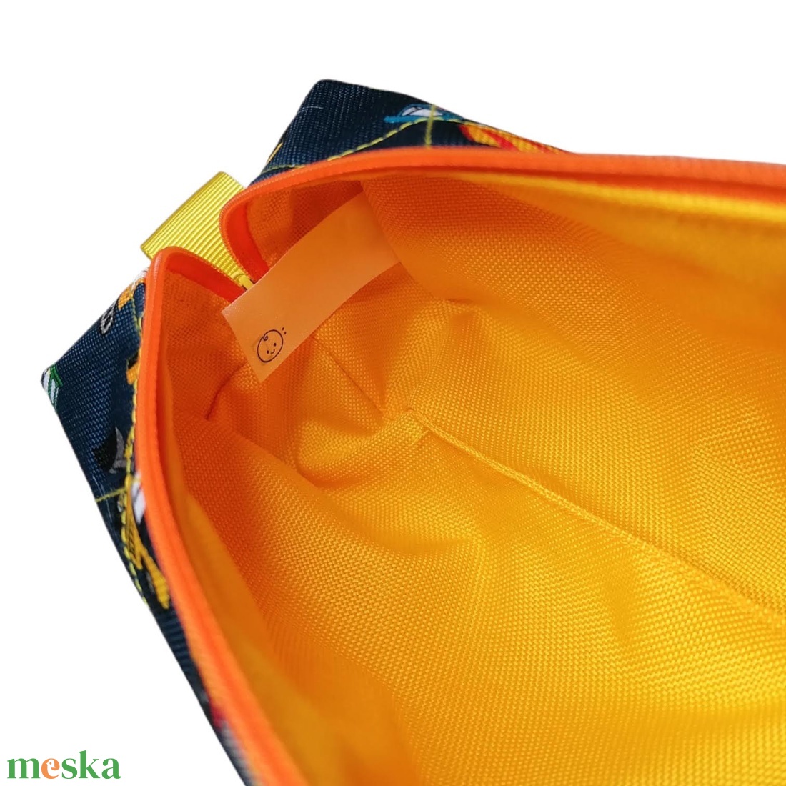 Tolltartó / neszesszer vízálló poliészterből - munkagépek - otthon & életmód - papír, írószer - tolltartó & ceruzatekercs - Meska.hu