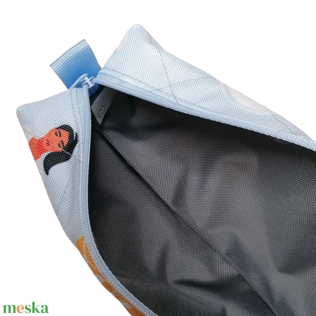 Tolltartó / neszesszer vízálló poliészterből - jóga - otthon & életmód - papír, írószer - tolltartó & ceruzatekercs - Meska.hu