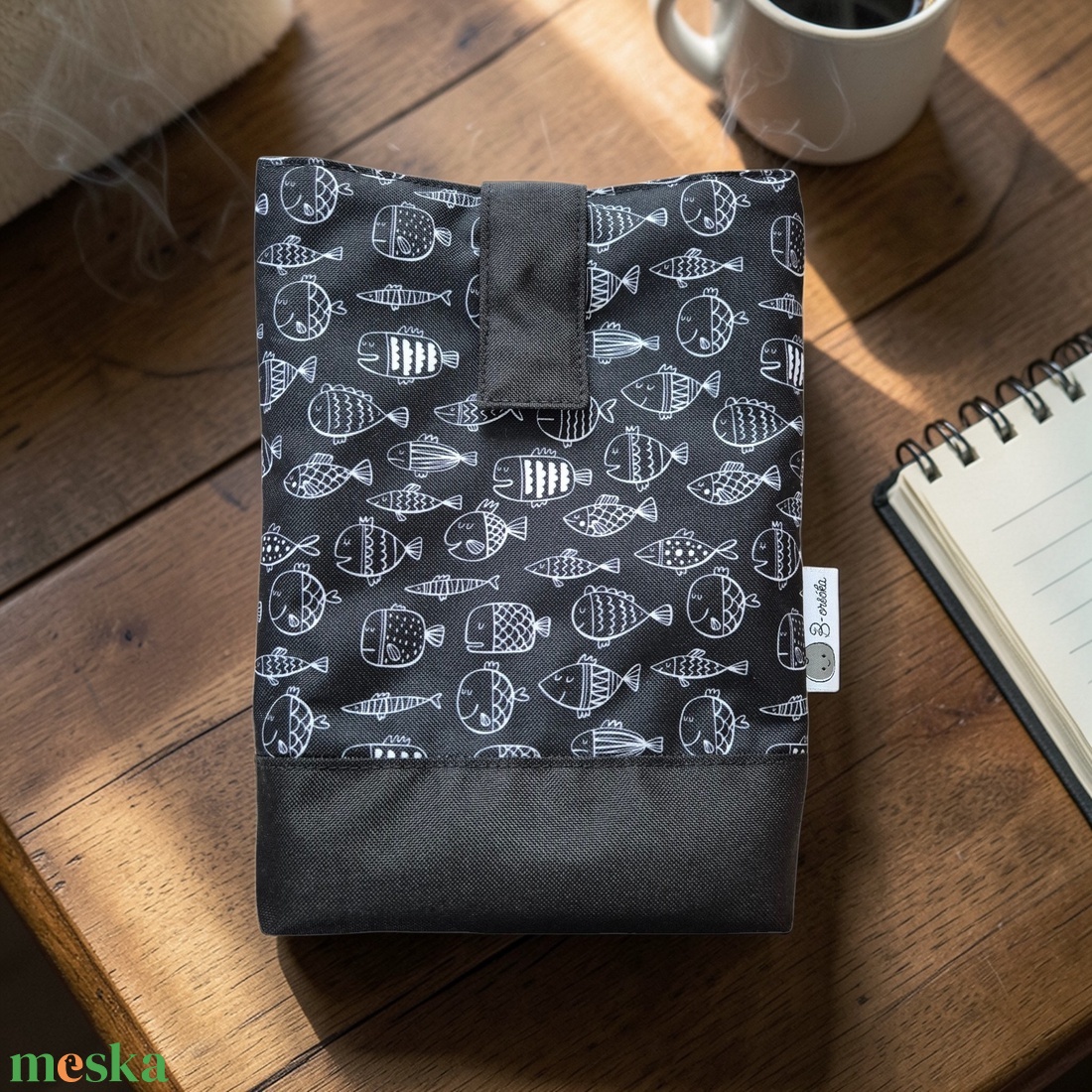 Könyvtok vízálló poliészterből - fekete halak - könyv & zene - könyvtok - Meska.hu