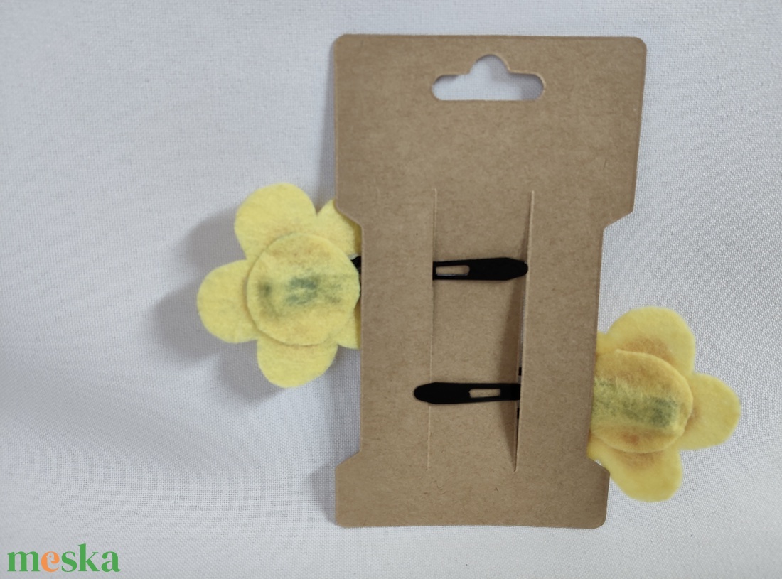 Virágos hajcsat - ruha & divat - hajdísz & hajcsat - hajcsat & hajtű - Meska.hu