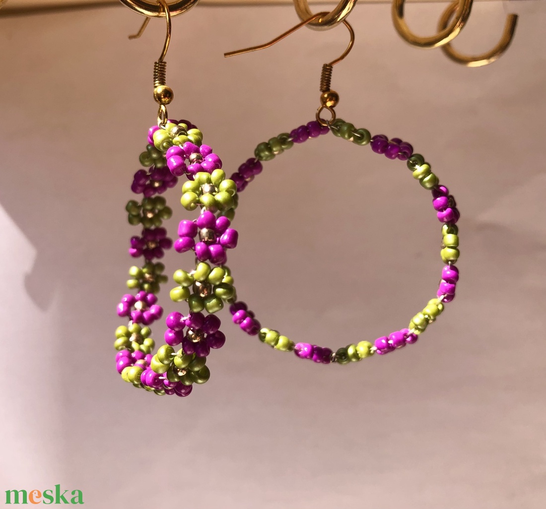 FlowerPower 004 - ékszer - fülbevaló - lógós kerek fülbevaló - Meska.hu