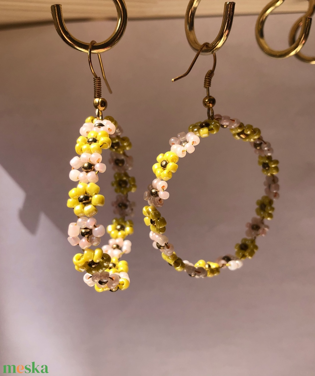 FlowerPower 003 - ékszer - fülbevaló - lógós kerek fülbevaló - Meska.hu