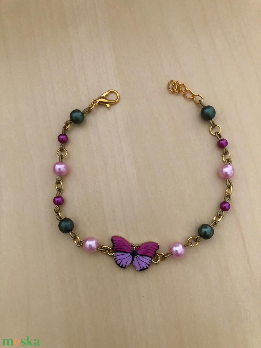 Butterfly 001 - ékszer - karkötő - charm karkötő - Meska.hu