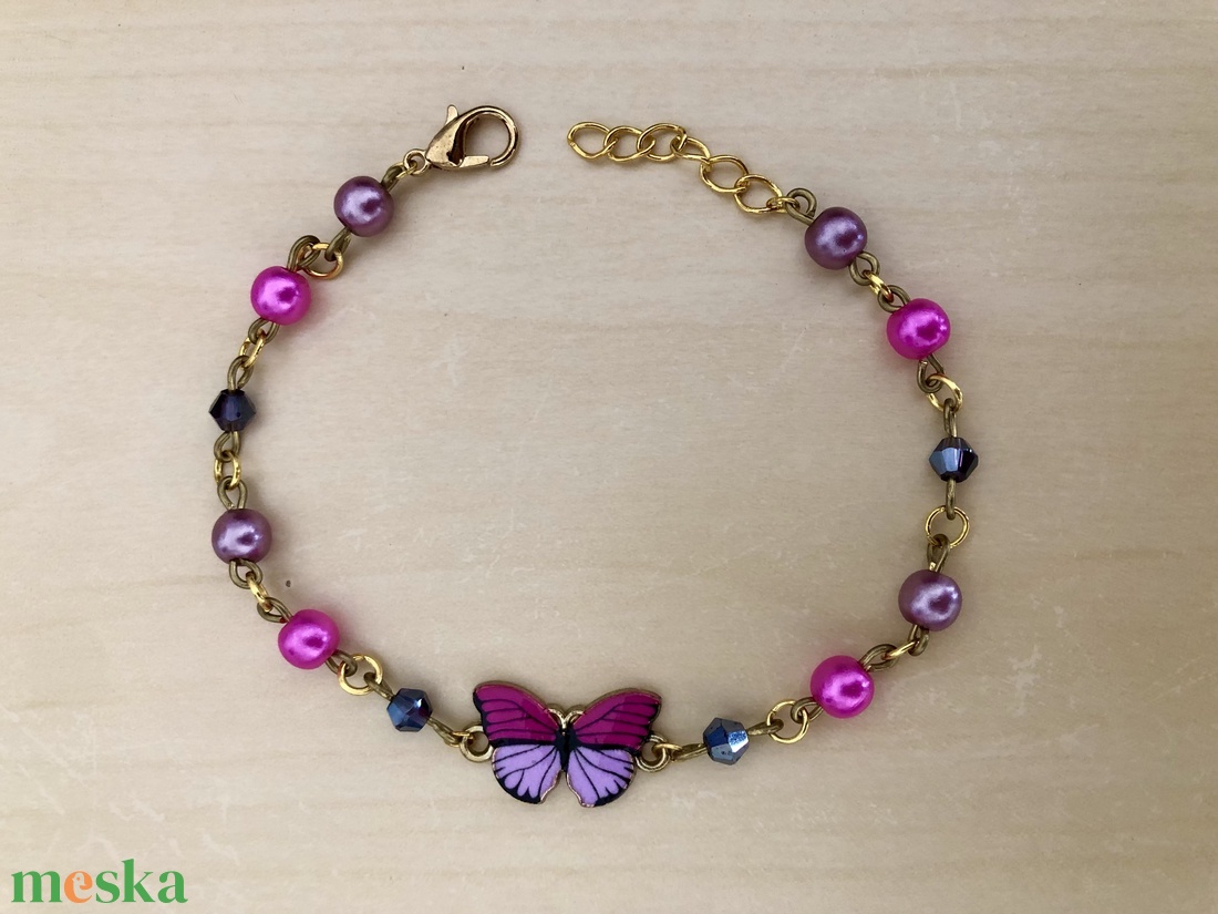 Butterfly 004 - ékszer - karkötő - charm karkötő - Meska.hu