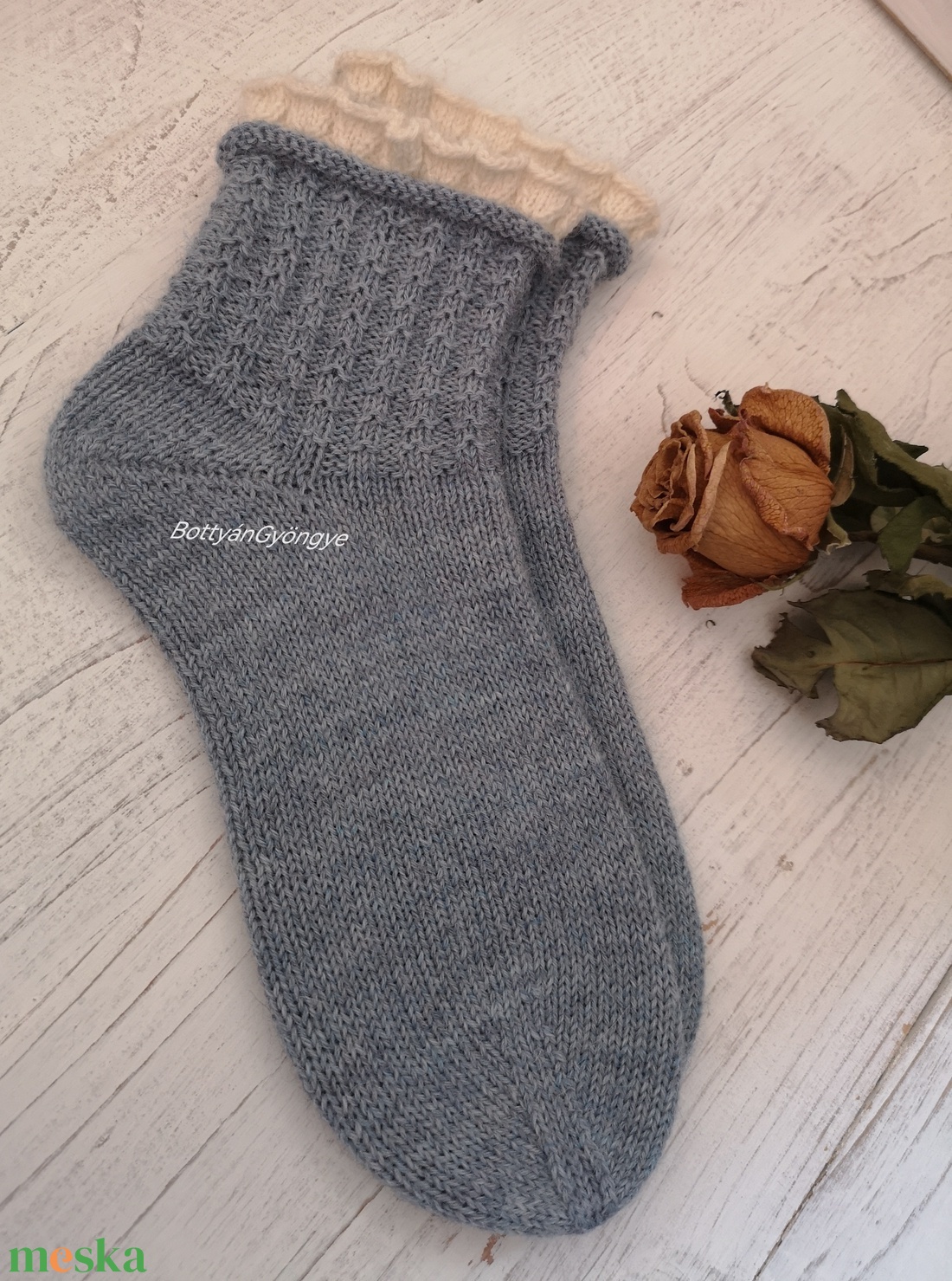 Fodros kötött zokni - kék - ruha & divat - cipő & papucs - zokni - Meska.hu