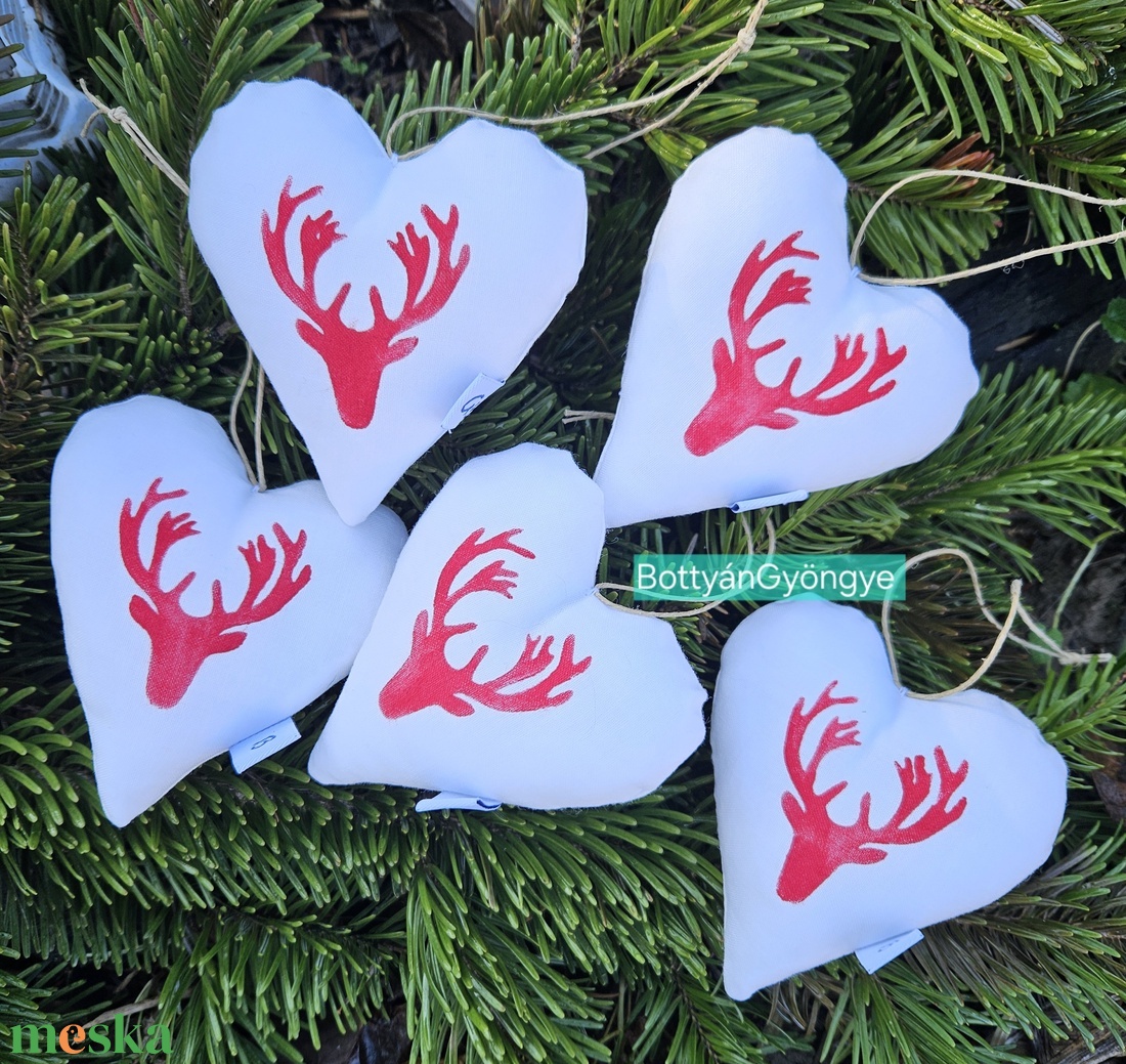 Karácsonyi szarvas fejes szívek - nagy - karácsony - karácsonyi lakásdekoráció - karácsonyi manók, figurák - Meska.hu