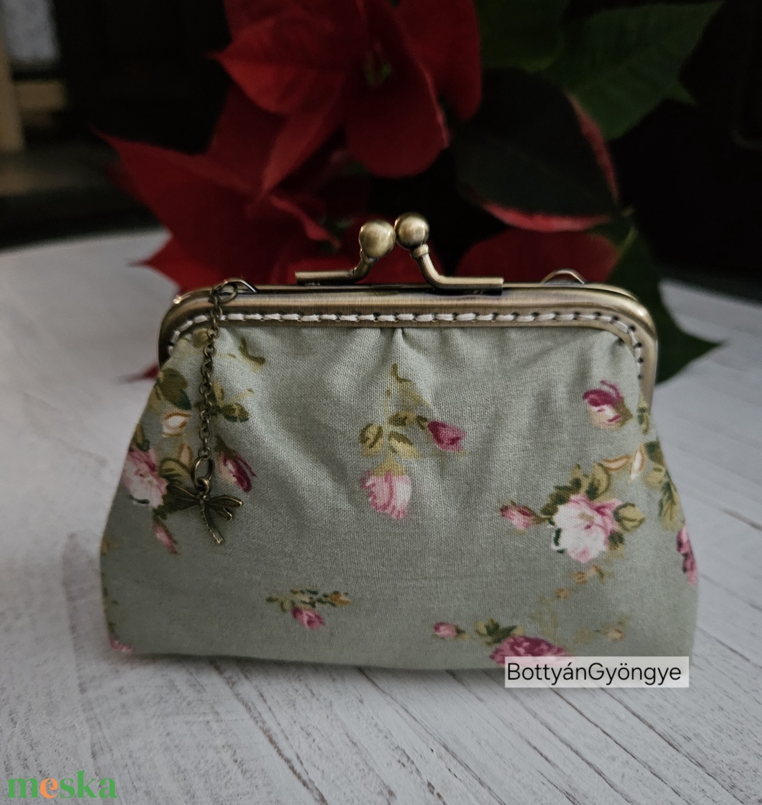 Virágos tárca Kiárusítás!!!!! - táska & tok - pénztárca & más tok - aprópénztartó - Meska.hu