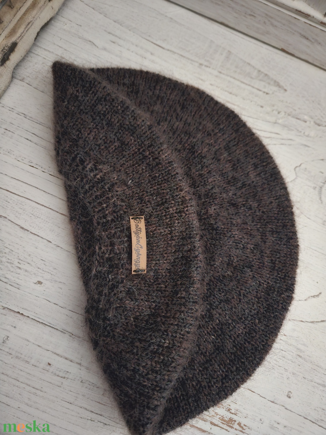 Barett sapka, vagy svájci sapka - ruha & divat - sál, sapka, kendő - sapka - Meska.hu