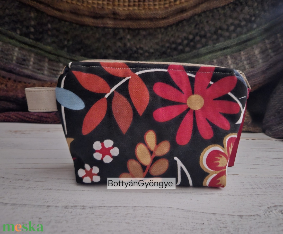 Virágos neszesszer  - táska & tok - neszesszer - Meska.hu