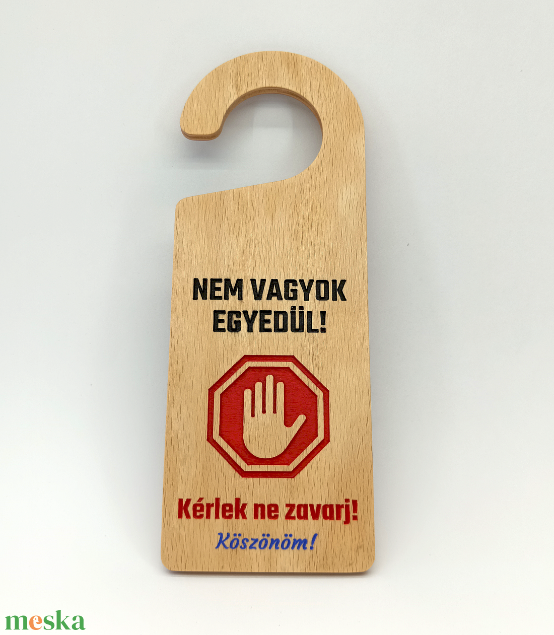 Ajtókilincs tábla Nem vagyok egyedül! Kérlek ne zavarj! felirattal - otthon & életmód - dekoráció - ajtó- és ablak dekoráció - ajtótábla - Meska.hu Ajtókilincs tábla Nem vagyok egyedül! Kérlek ne zavarj! felirattal - otthon & életmód - dekoráció - ajtó- és ablak dekoráció - ajtótábla - Meska.hu