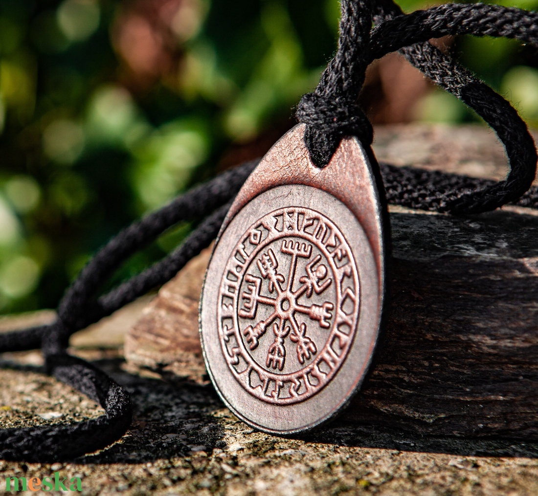 Vegvisir bőr medál - Viking stílus - táska & tok - kulcstartó & táskadísz - kulcstartó - Meska.hu Vegvisir bőr medál - Viking stílus - táska & tok - kulcstartó & táskadísz - kulcstartó - Meska.hu