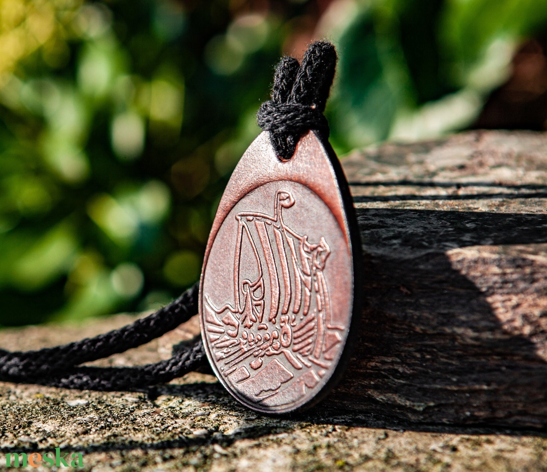 Viking Hajó bőr medál - Viking stílus - ékszer - nyaklánc - medál - Meska.hu Viking Hajó bőr medál - Viking stílus - ékszer - nyaklánc - medál - Meska.hu