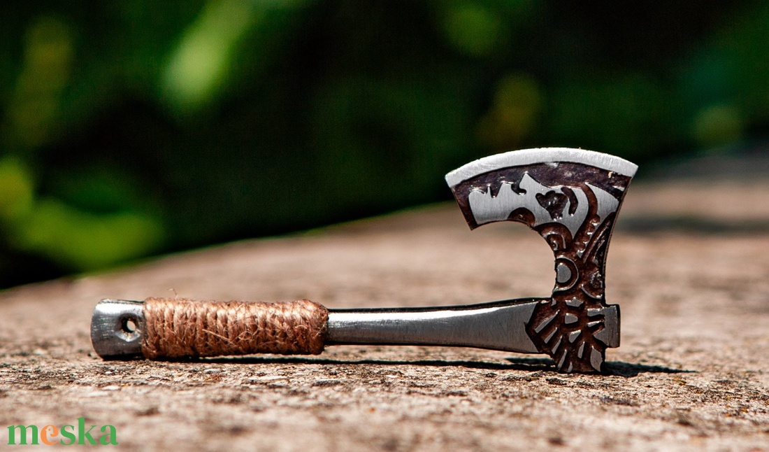 Viking mintázatú, acél mini fejsze - táska & tok - kulcstartó & táskadísz - kulcstartó - Meska.hu