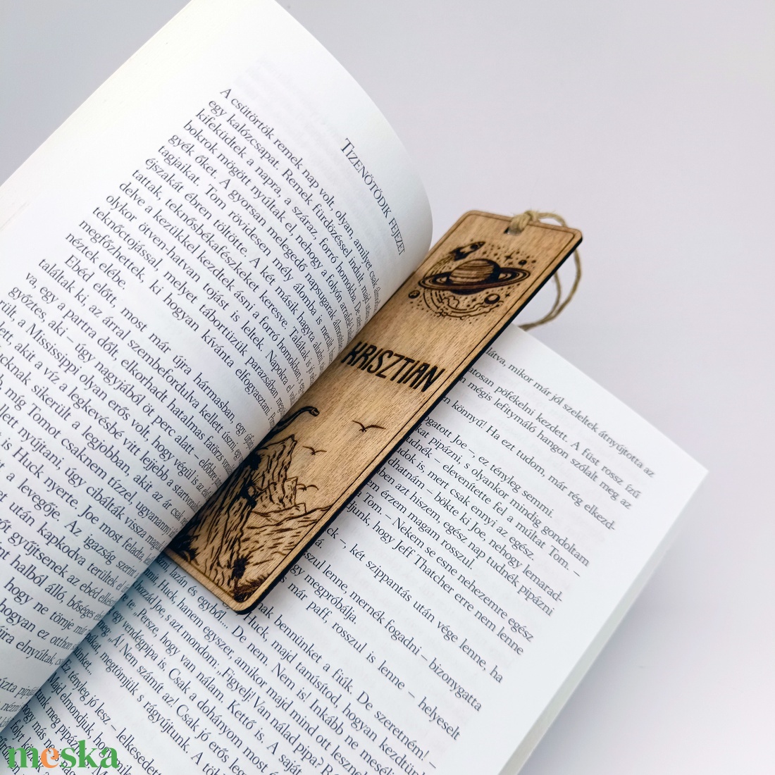 Sci-fi/fantasy mintás, neves könyvjelző - könyv & zene - könyvjelző - Meska.hu