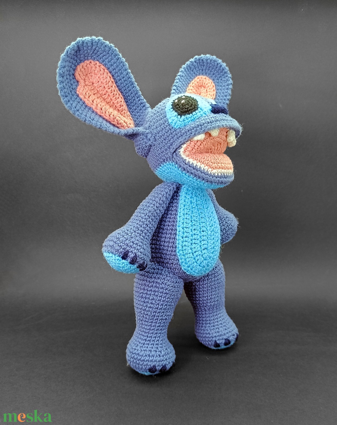 Stitch figura  vicces horgolt ajándék - játék & sport - plüssállat & játékfigura - más figura - Meska.hu