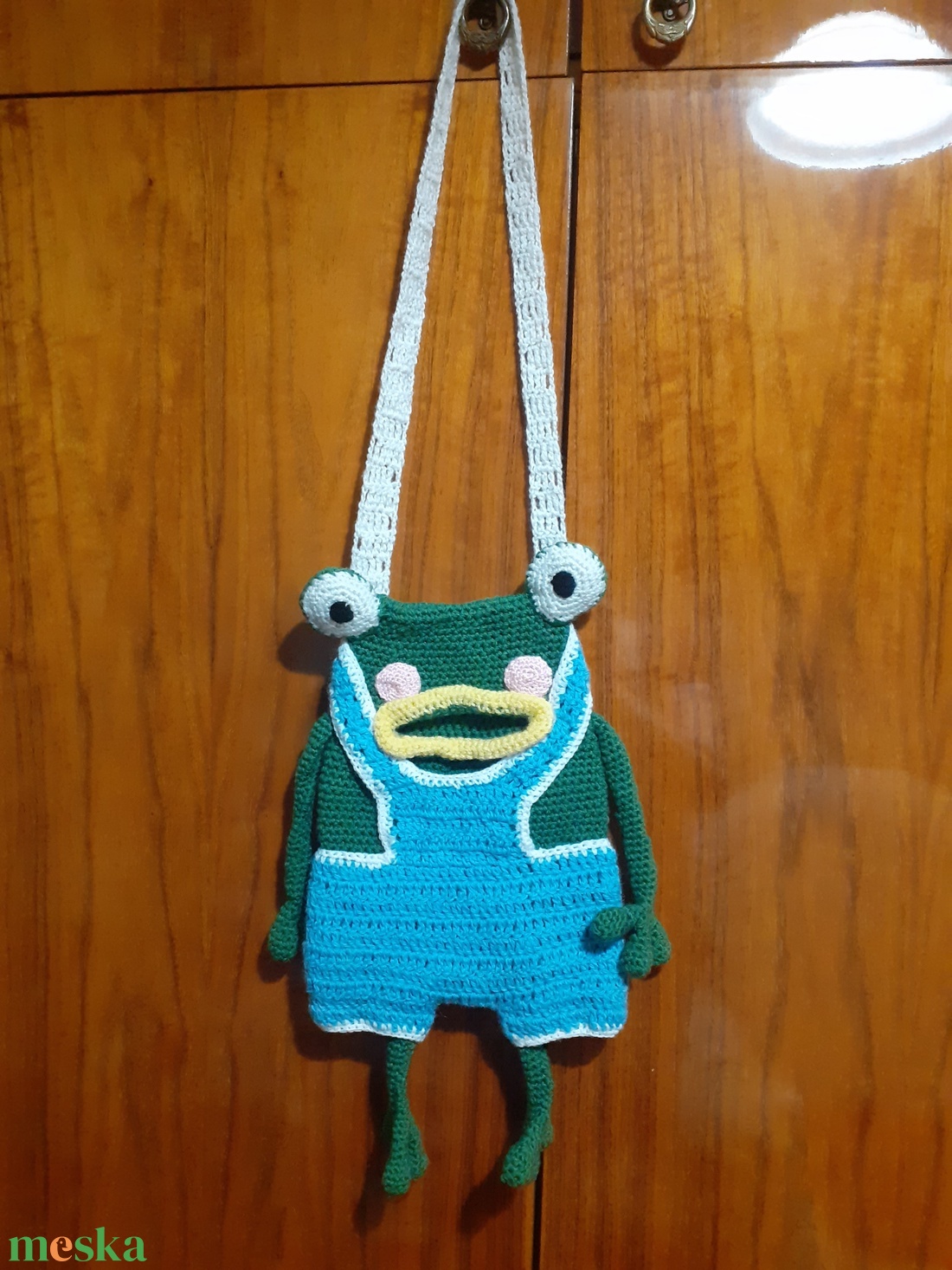 Béka-szütyő horgolva - táska & tok - kézitáska & válltáska - válltáska - Meska.hu
