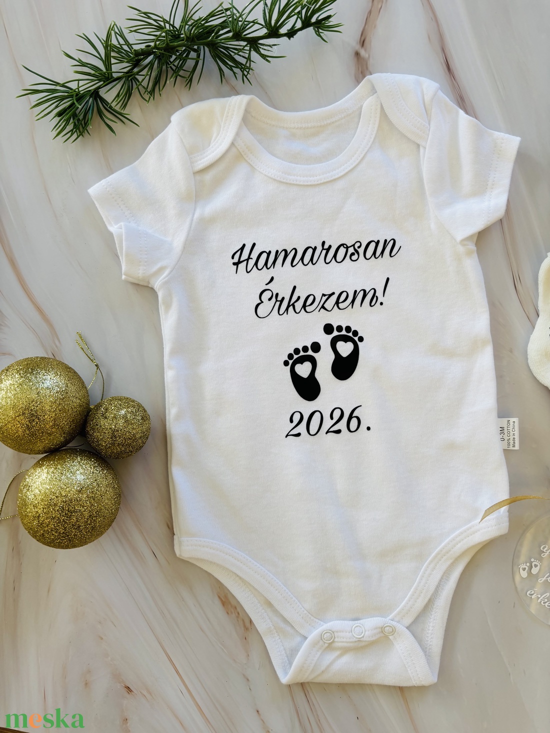 Bababejelentő szett (body, zokni, karácsonyfadísz)  - ruha & divat - babaruha & gyerekruha - body - Meska.hu Bababejelentő szett (body, zokni, karácsonyfadísz)  - ruha & divat - babaruha & gyerekruha - body - Meska.hu