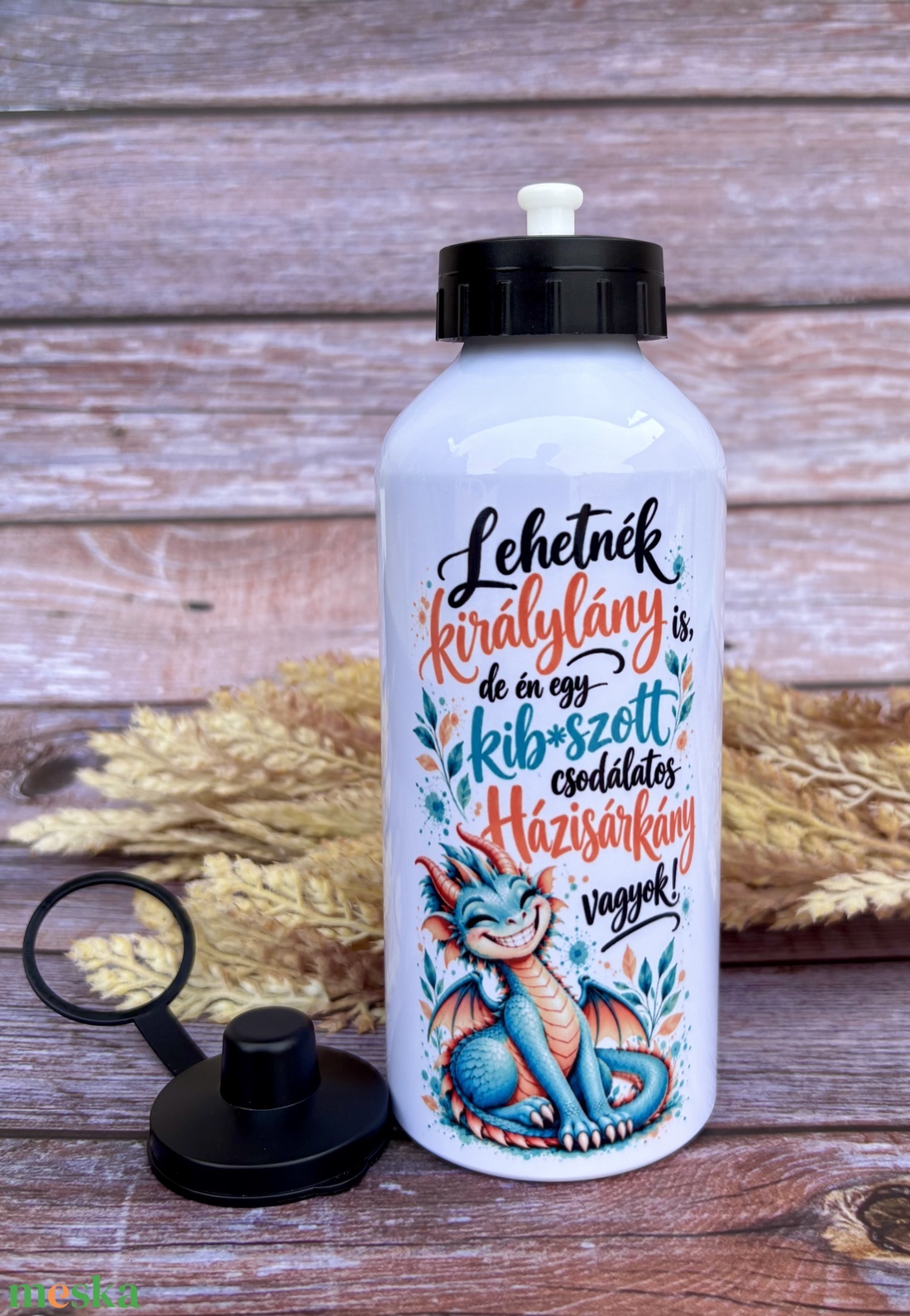 Vicces sárkányos kulacs � Lehetnék királylány is � 600 ml, 2 féle kupakkal - otthon & életmód - konyhafelszerelés, tálalás - italos kellékek - kulacsok - Meska.hu