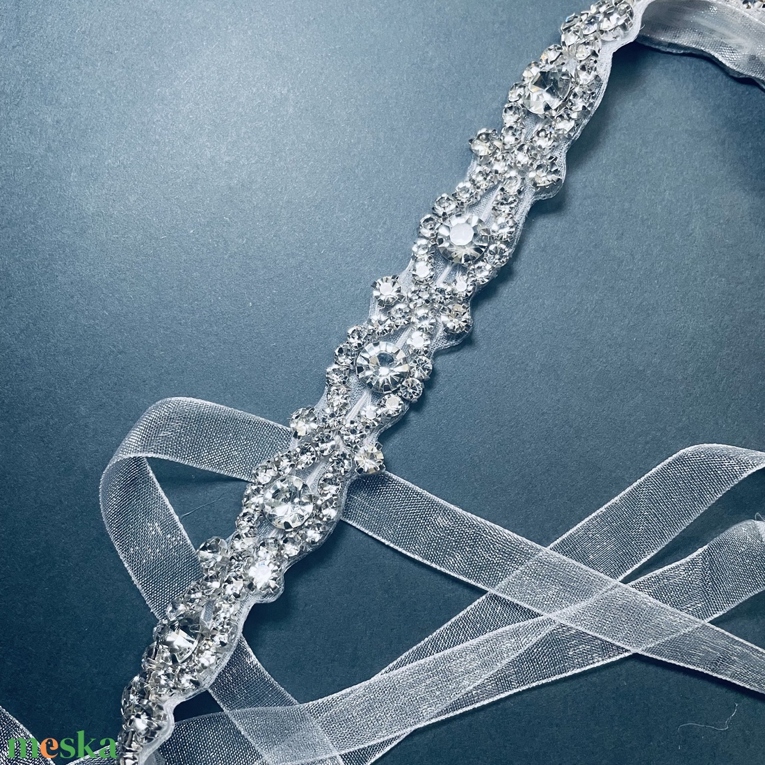 Strasszokkal díszített alkalmi, menyasszonyi díszített öv - esküvő - kiegészítők - öv & pánt - Meska.hu