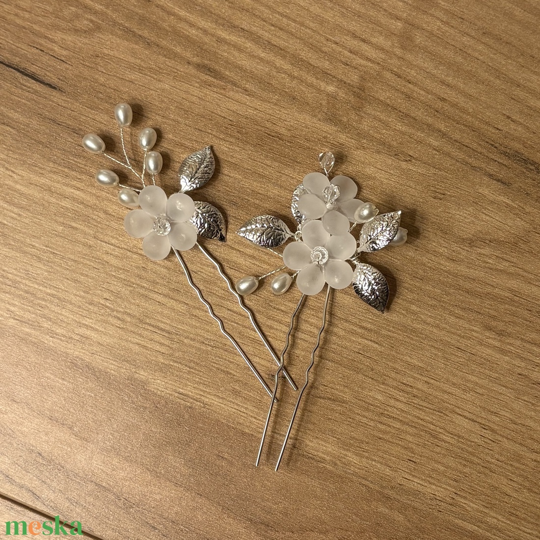 2 db virágos menyasszonyi hajtű - esküvő - hajdísz - hajtű - Meska.hu