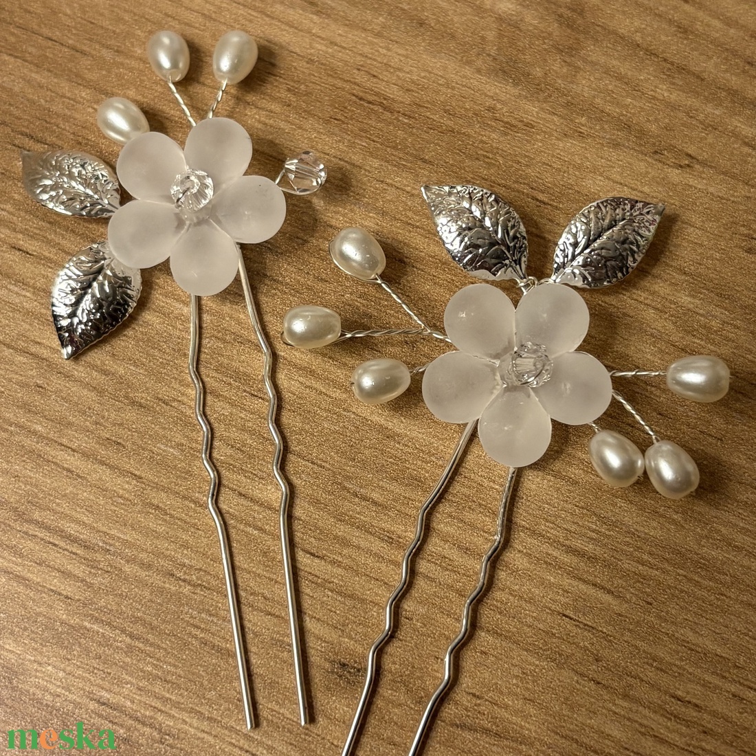 2 db virágos menyasszonyi hajtű - esküvő - hajdísz - hajtű - Meska.hu