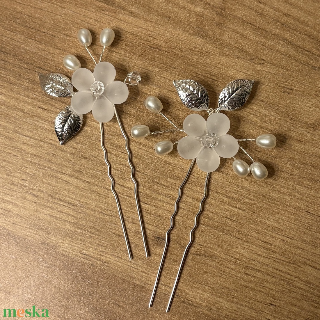 2 db virágos menyasszonyi hajtű - esküvő - hajdísz - hajtű - Meska.hu