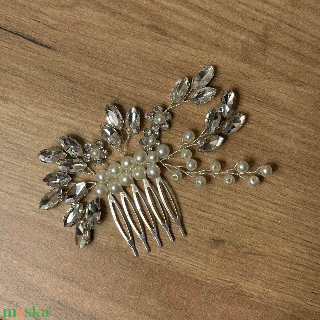 Strassz virágos menyasszonyi hajdísz - esküvő - hajdísz - fésűs hajdísz - Meska.hu