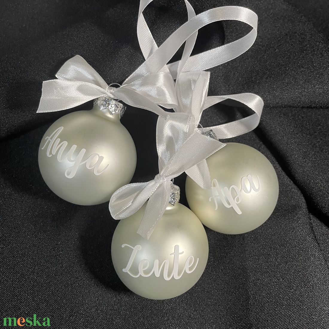 Karácsonyi gömb  - karácsony - karácsonyi lakásdekoráció - karácsonyfadíszek - Meska.hu