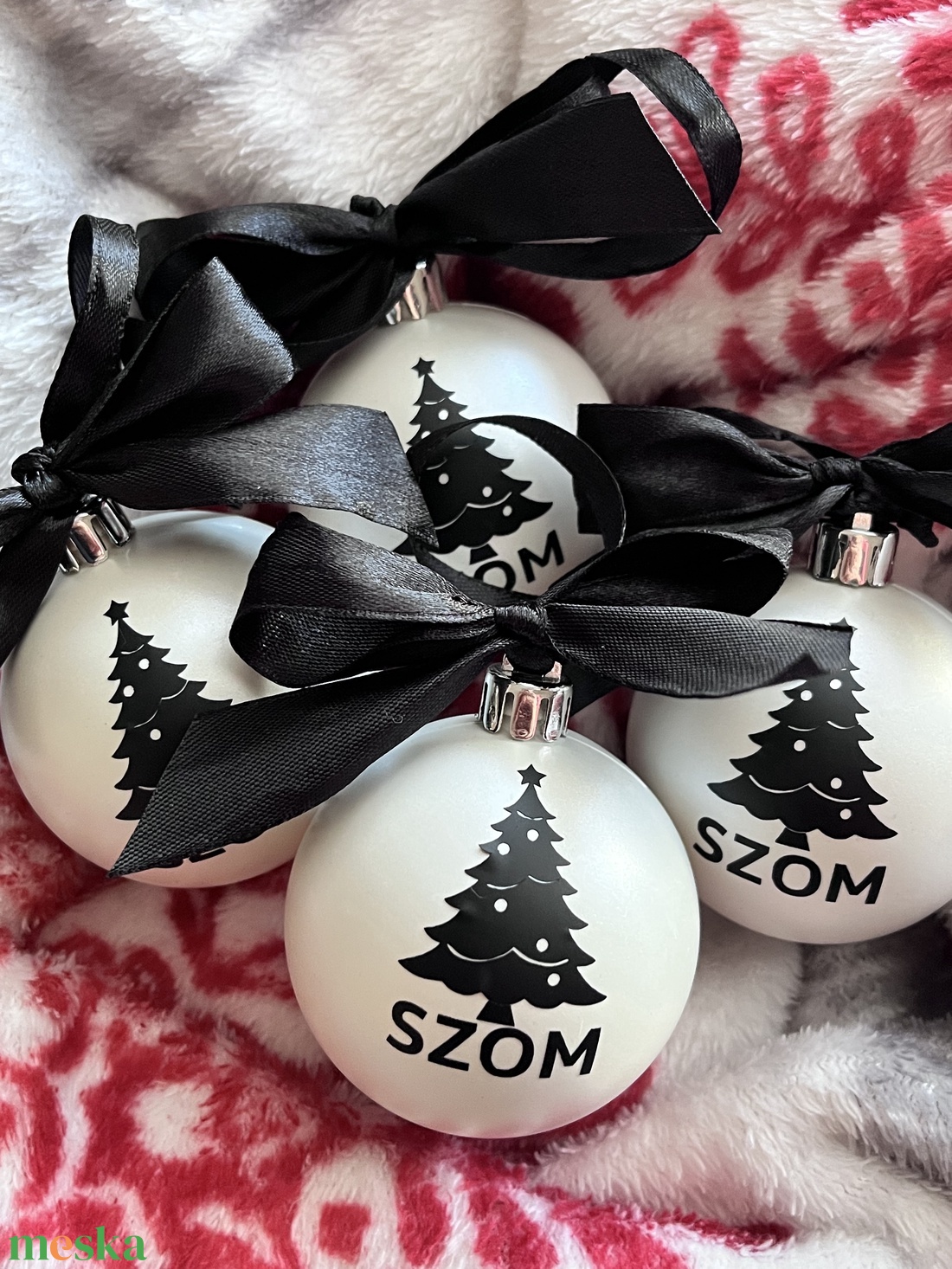 Műanyag Karácsonyi gömb 8 cm - karácsony - karácsonyi lakásdekoráció - karácsonyfadíszek - Meska.hu