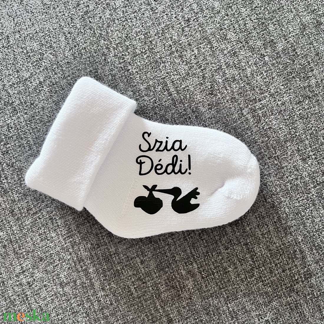 Baba bejelentő kis zokni - baba - mama - babaemlékek - bababejelentők - Meska.hu