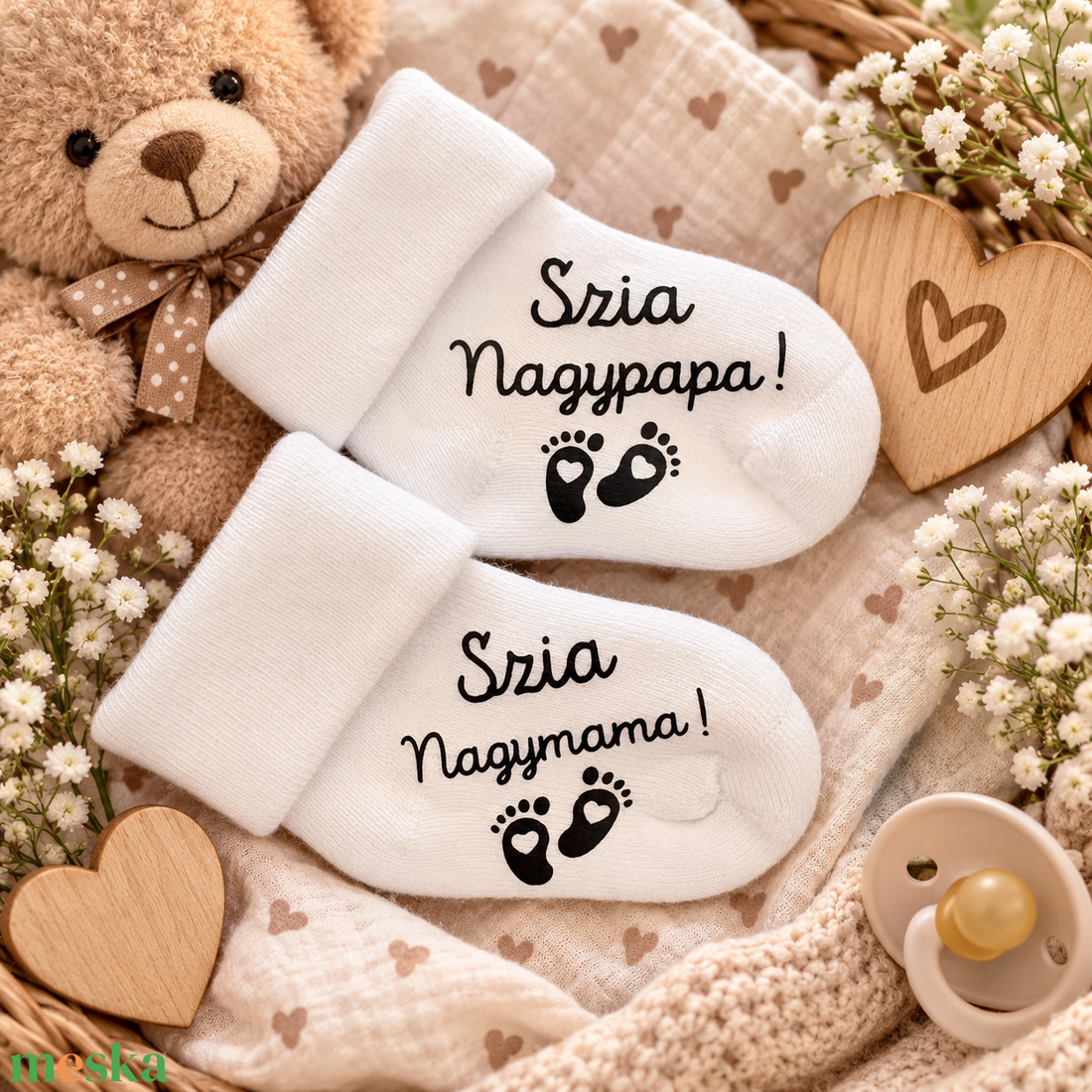 Baba bejelentő kis zokni - baba - mama - babaemlékek - bababejelentők - Meska.hu