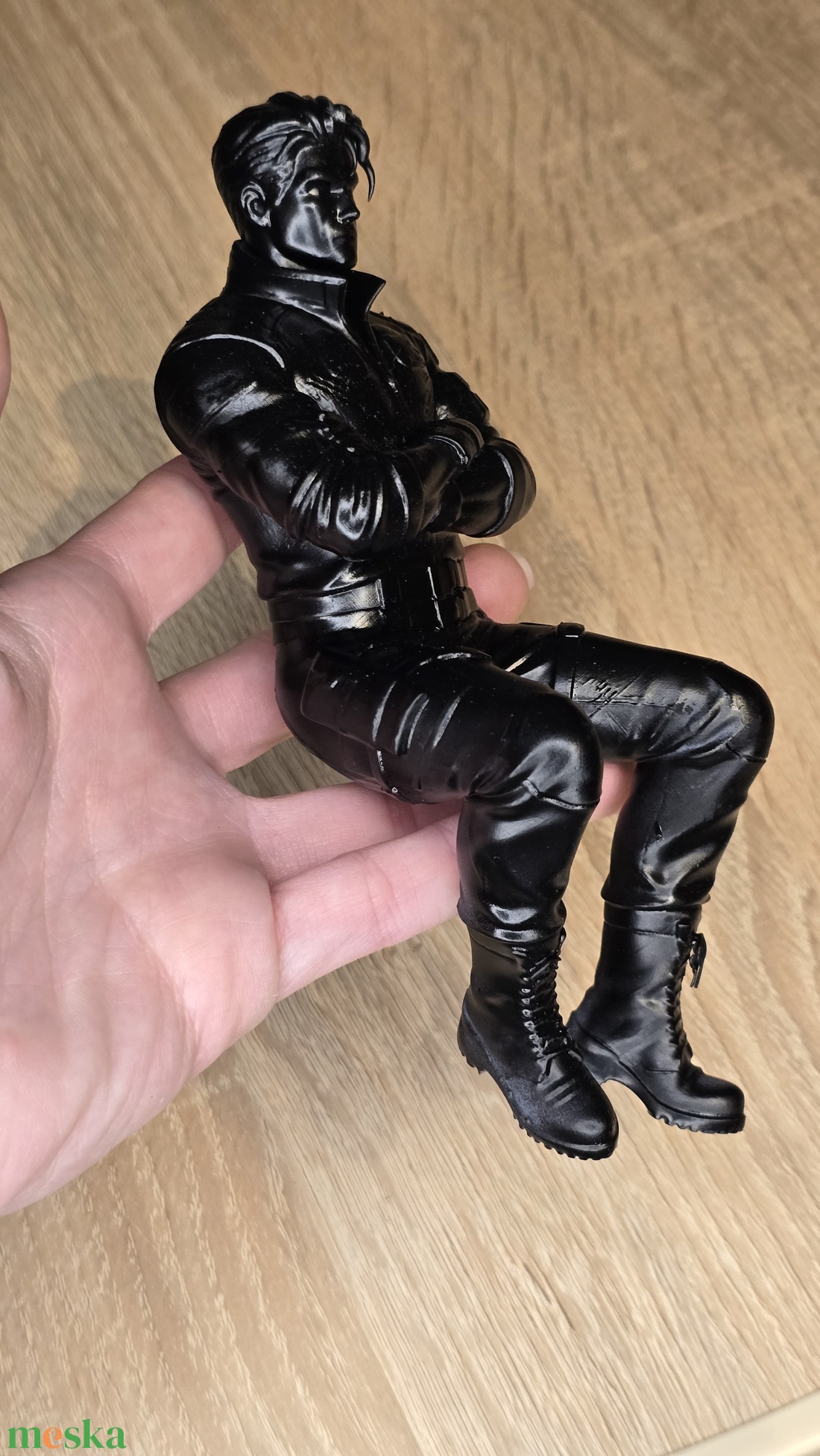 Xaden Fourth Wing könyvespolc dekor figura - otthon & életmód - dekoráció - asztal és polc dekoráció - könyvszobor - Meska.hu