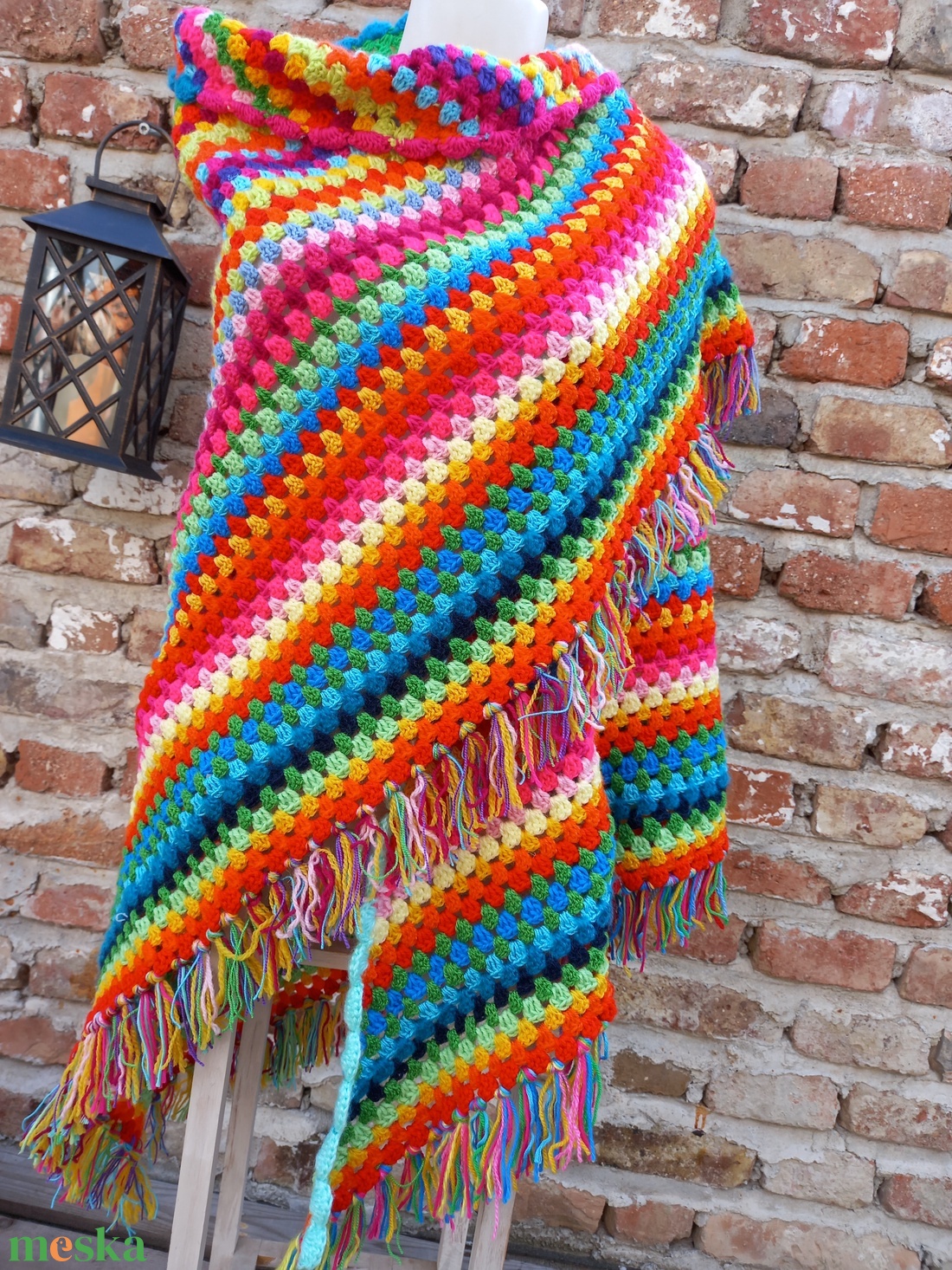 Bohém rojtos Horgolt vállkendő - háromszög alakú  - ruha & divat - sál, sapka, kendő - vállkendő - Meska.hu