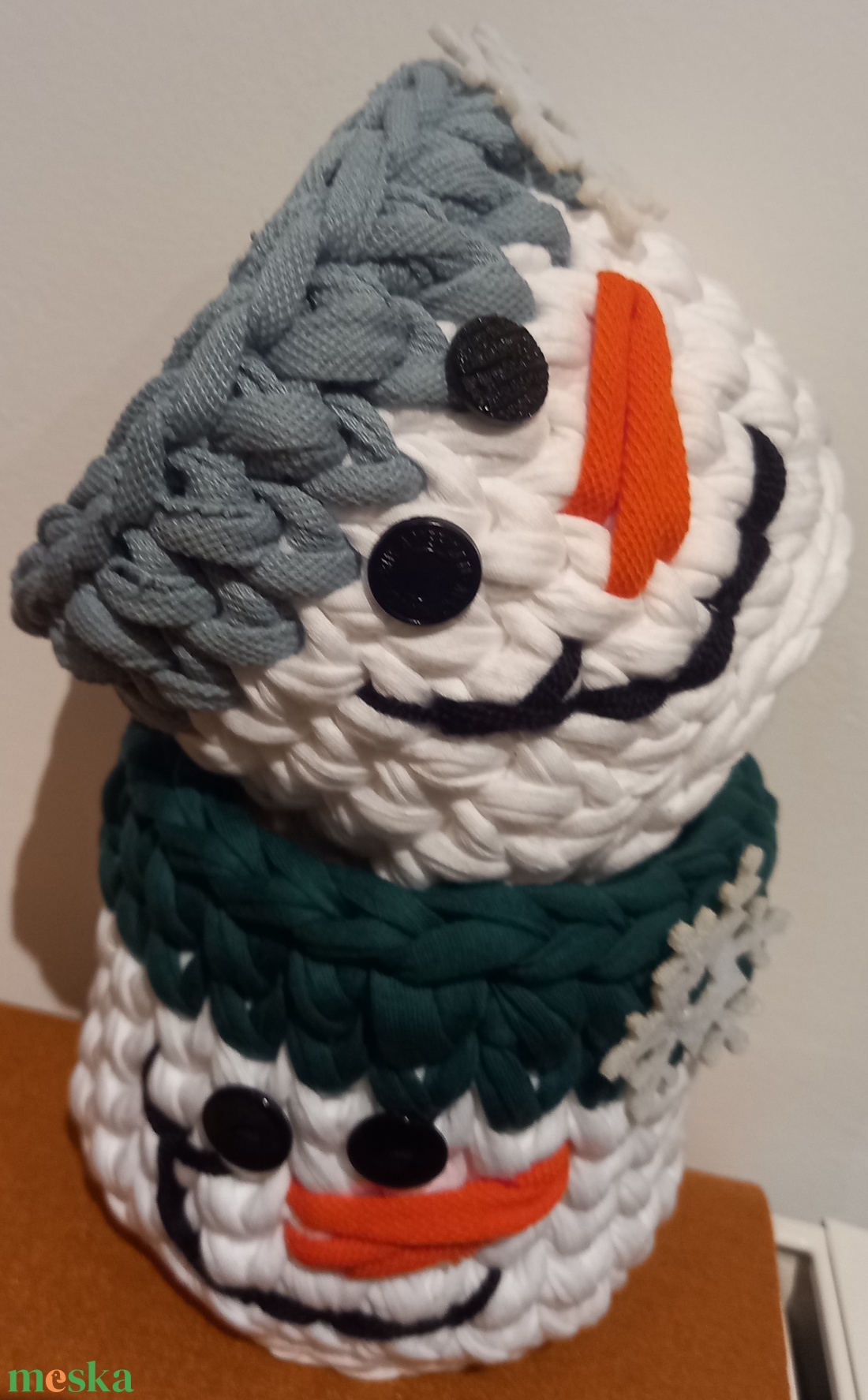 Hóemberes polófonalból horgolt tároló - ajándékozáshoz - otthon & életmód - tárolás & rendszerezés - tárolókosár - Meska.hu