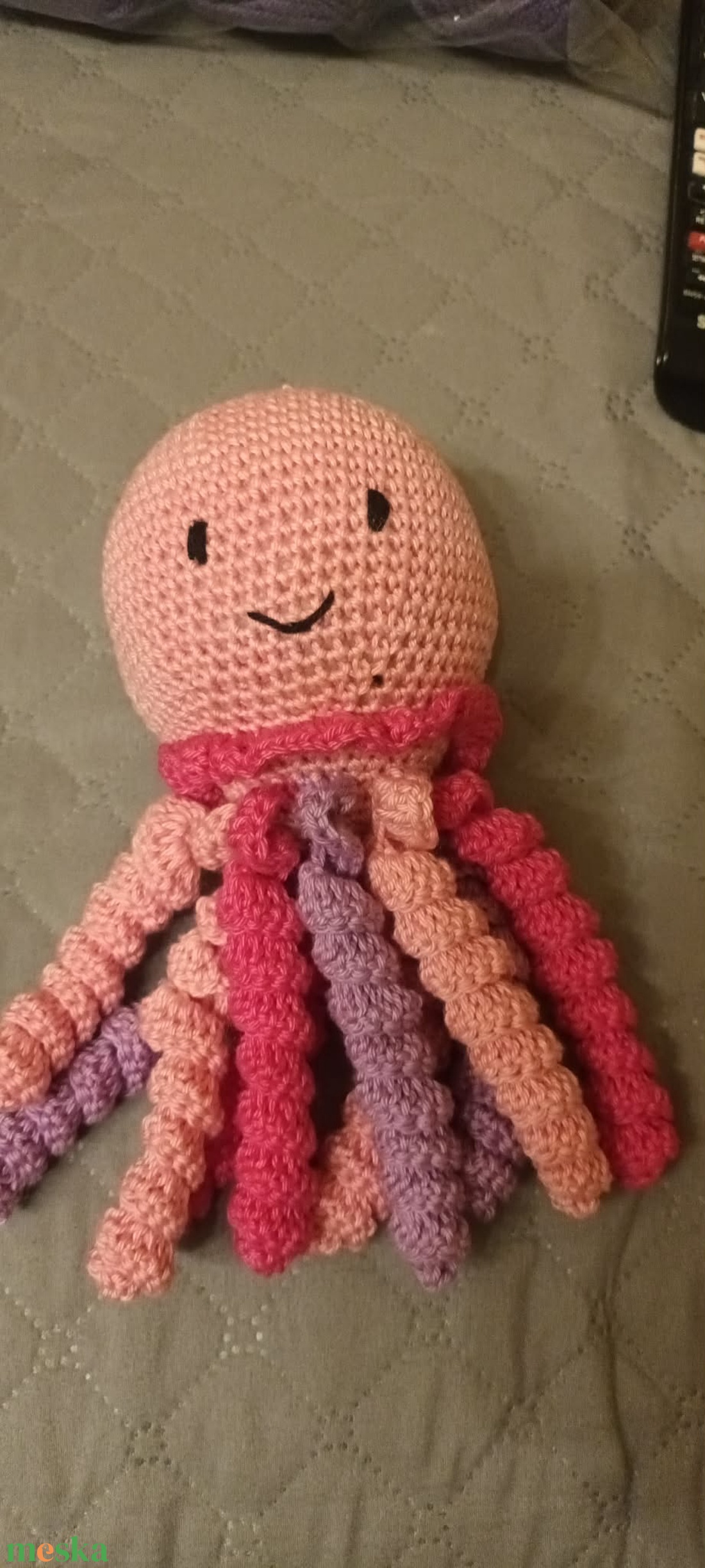 Polip amigurumi figura név hímzéssel - játék & sport - plüssállat & játékfigura - polip, medúza - Meska.hu