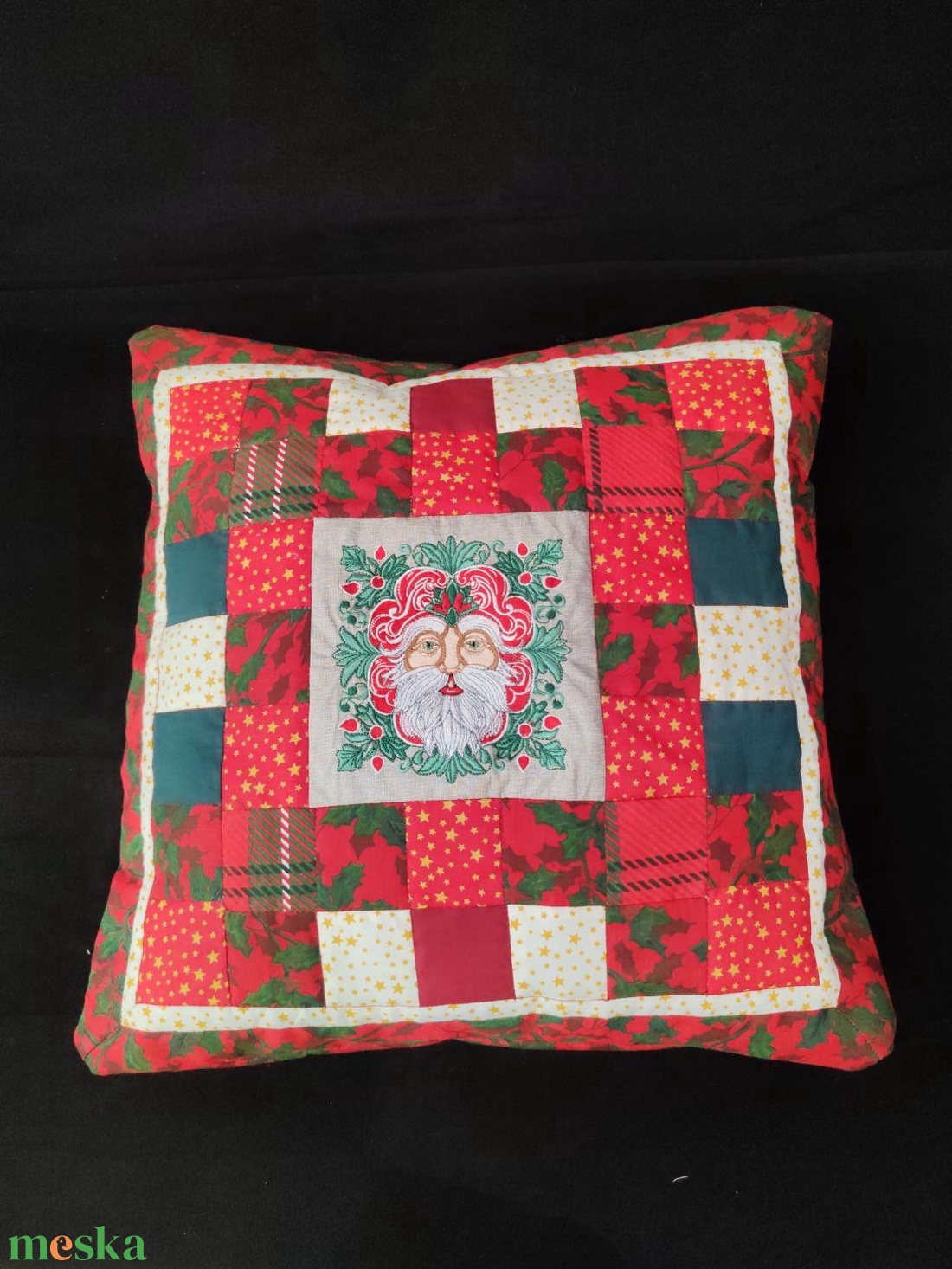 Mikulásos patchwork párnahuzat - karácsony - mikulás - mikulás beltéri dekoráció - Meska.hu
