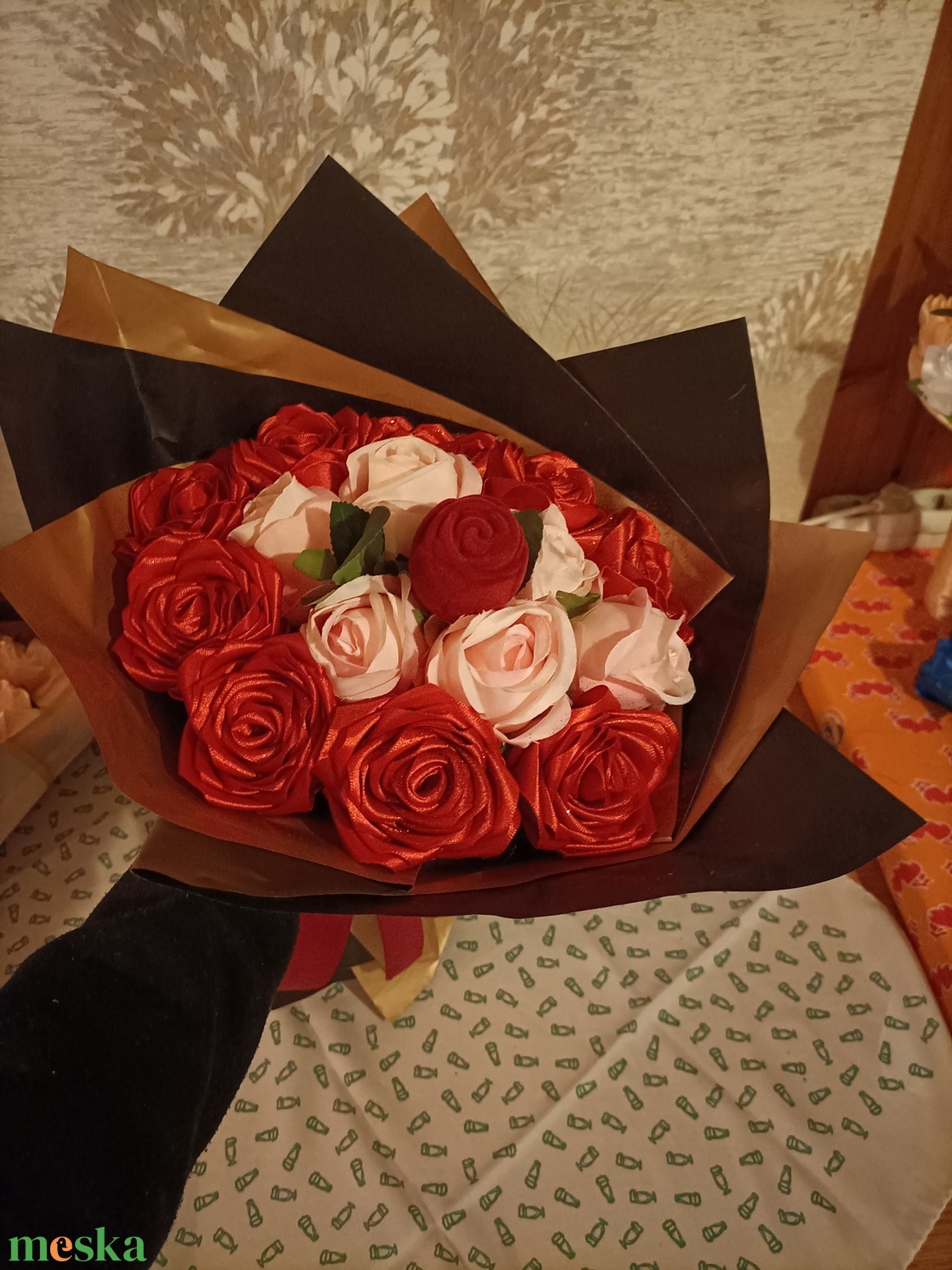 Örök csokor ékszertartó rózsával - otthon & életmód - virágdekoráció - virágok - virágcsokor - Meska.hu