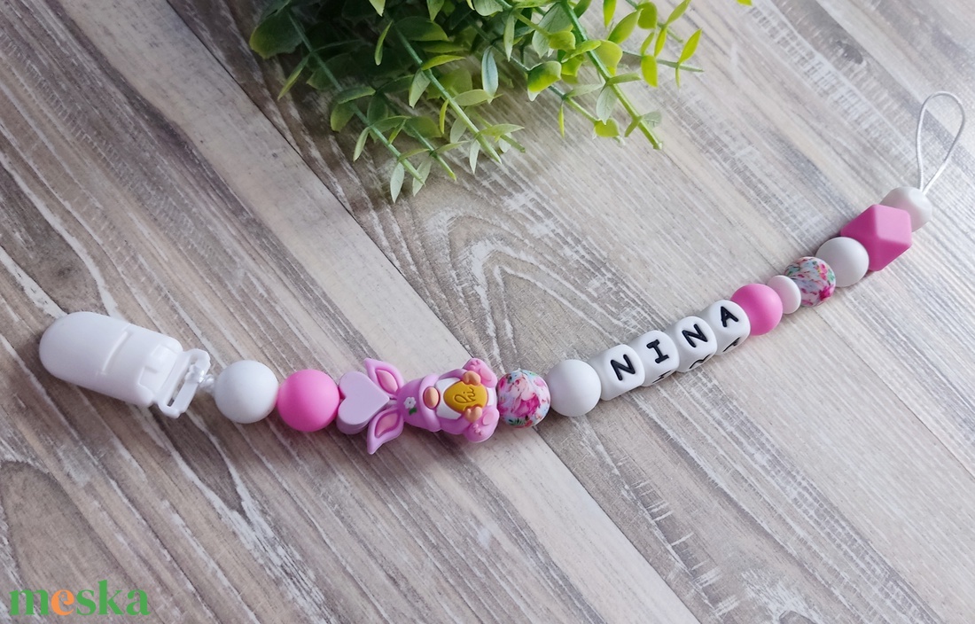 Húsvéti nyuszis egyedi cumilánc  - baba - mama - baba játékok - cumilánc - Meska.hu